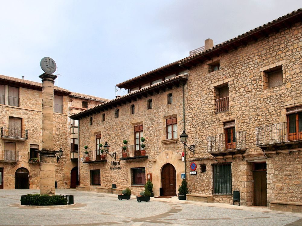 Place de Cretas